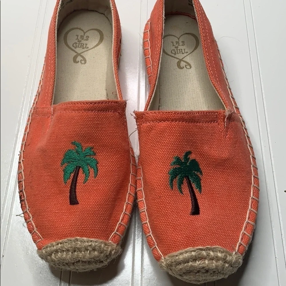 143 Girl Orange Espadrille With Pineapple -Sz 6. ESP0859